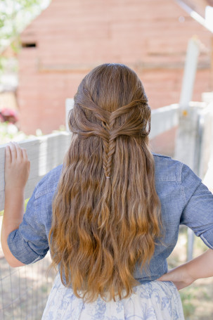 View More: http://sarabishop.pass.us/braidsbunchespigtails