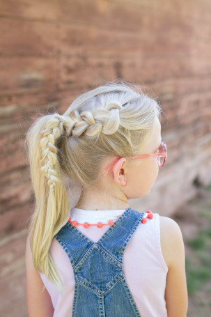 View More: http://sarabishop.pass.us/braidsbunchespigtails